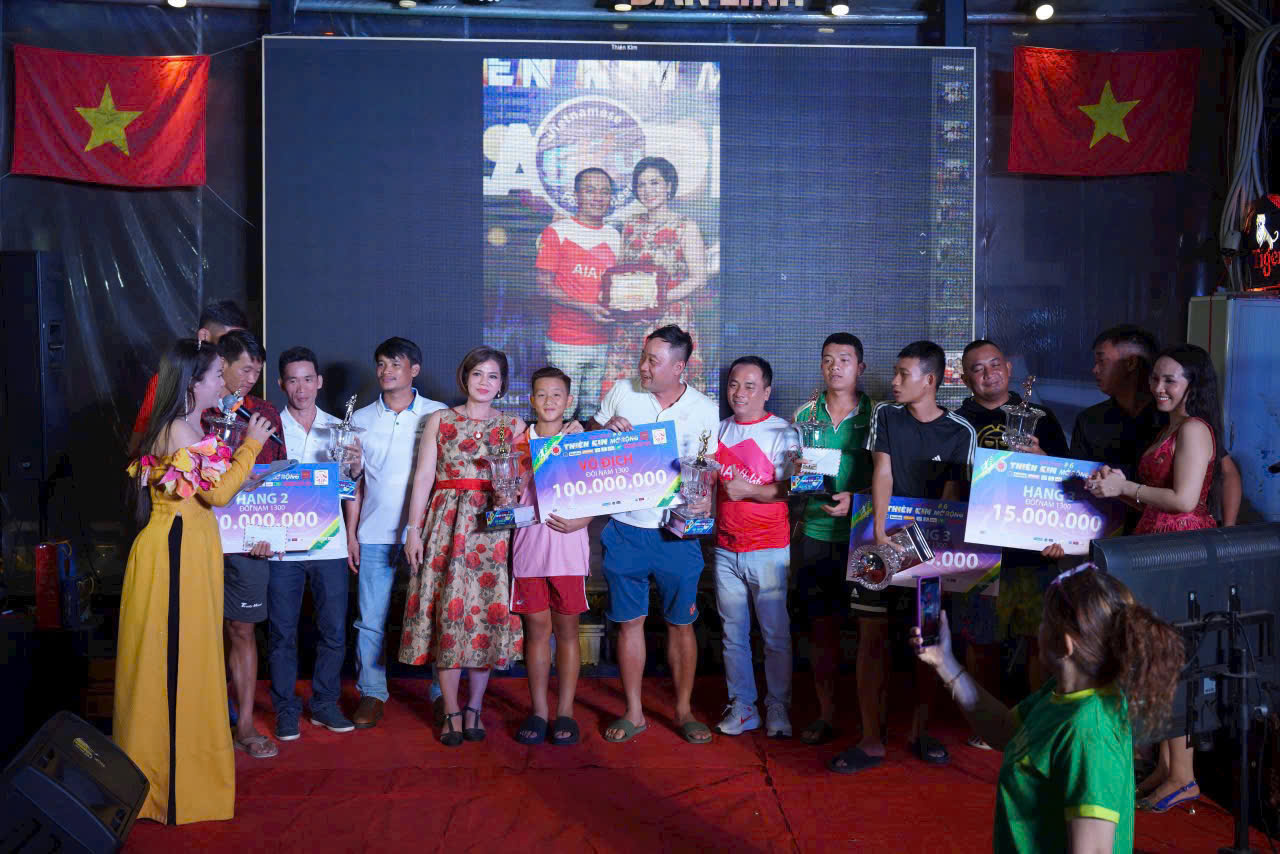 Hoạt động xã hội - Tài trợ giải thể thao Tennis